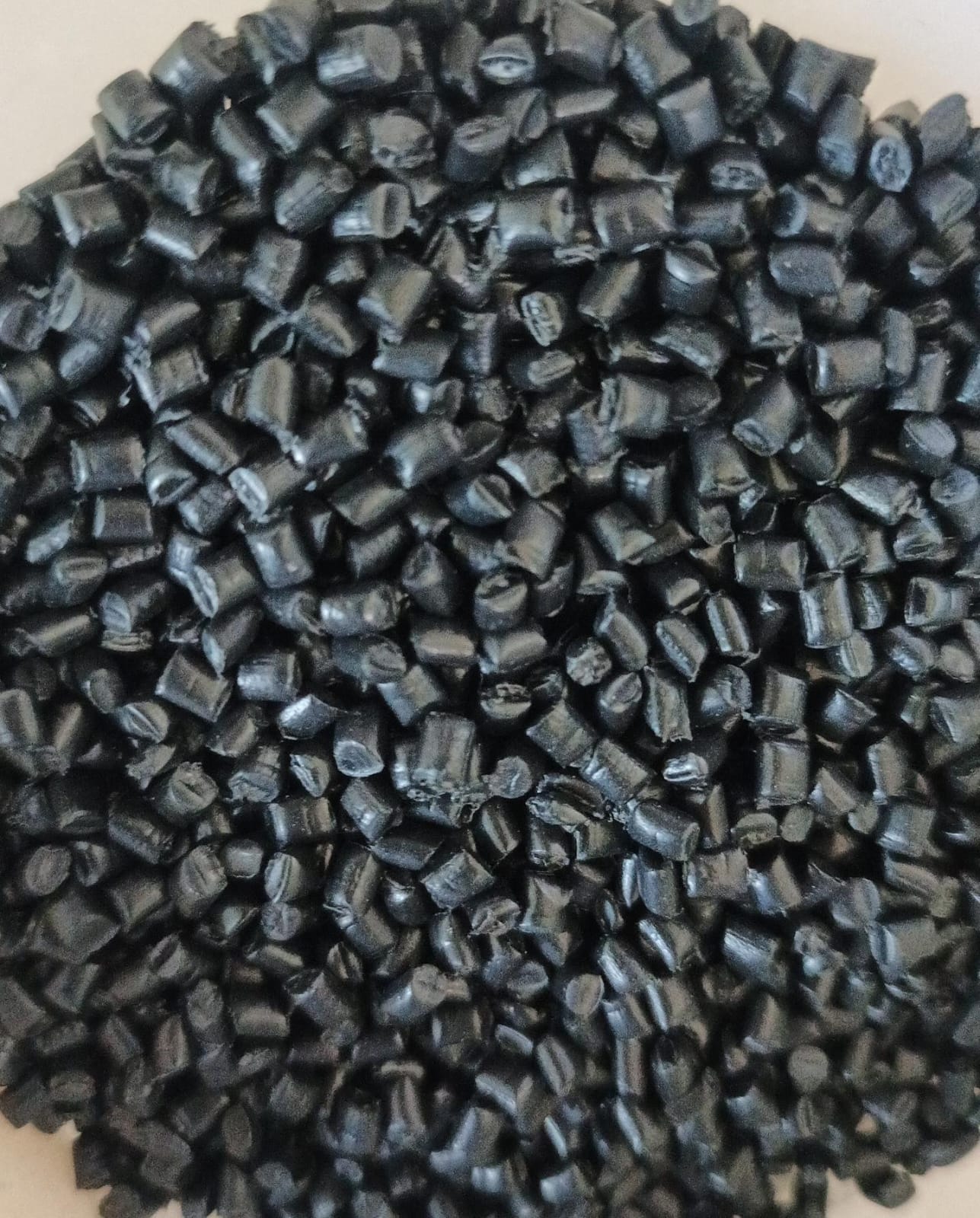 Angur Pipe Garniwals